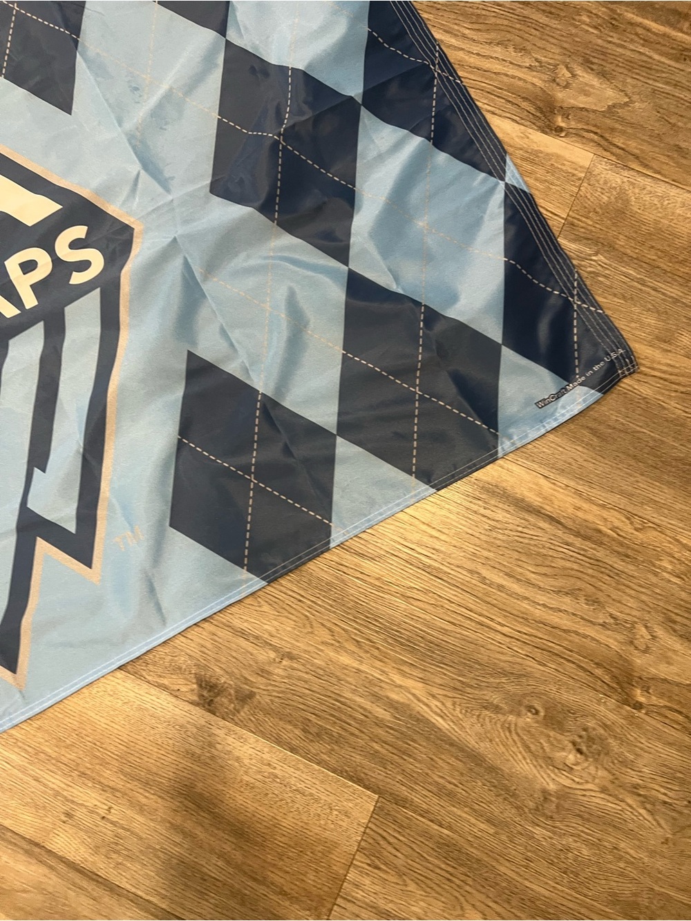 Vancouver Whitecaps MLS Large Soccer  Sign Flag 60 in x 35 in Large 2013 - Picture 3 of 6
